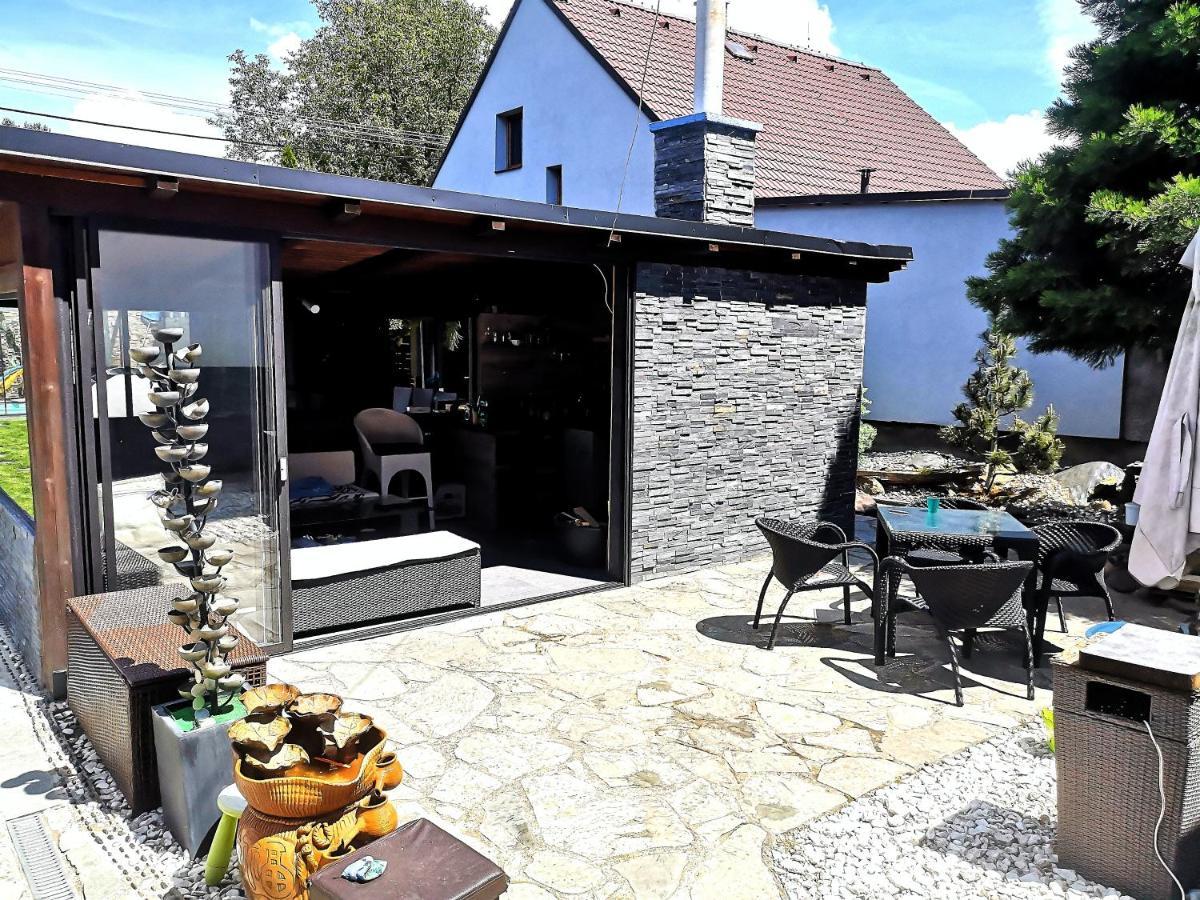 Aspen Villa Kamenny Ujezd  Luaran gambar