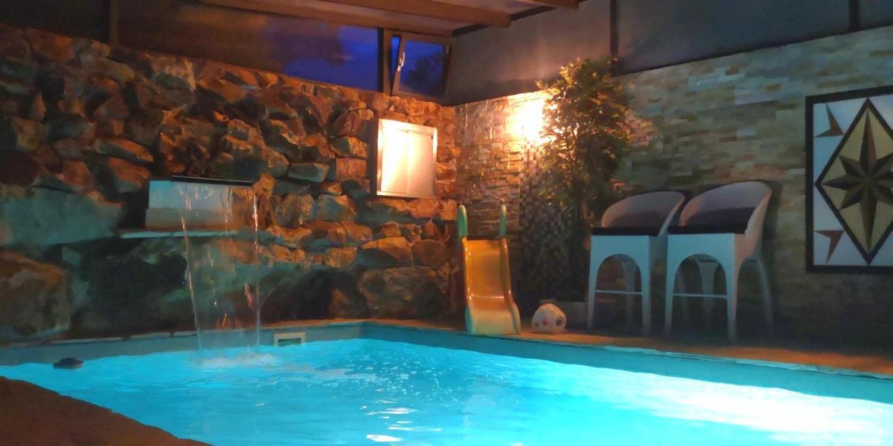 Aspen Villa Kamenny Ujezd  Luaran gambar